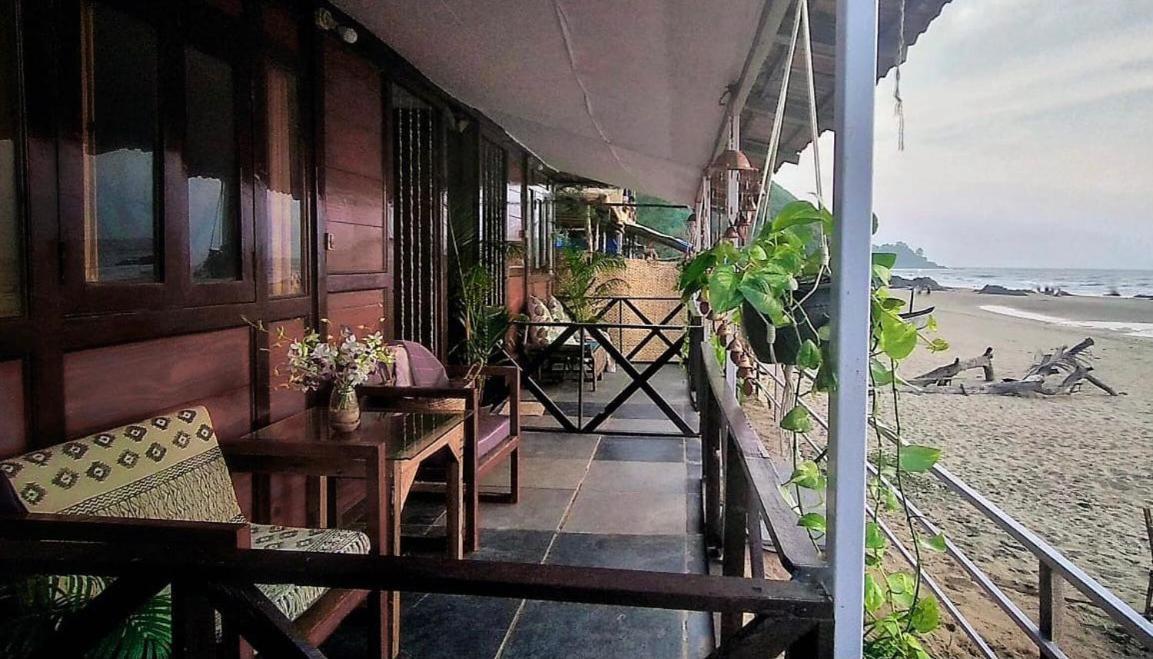 Casa Beach Hut Resort 帕罗林 外观 照片