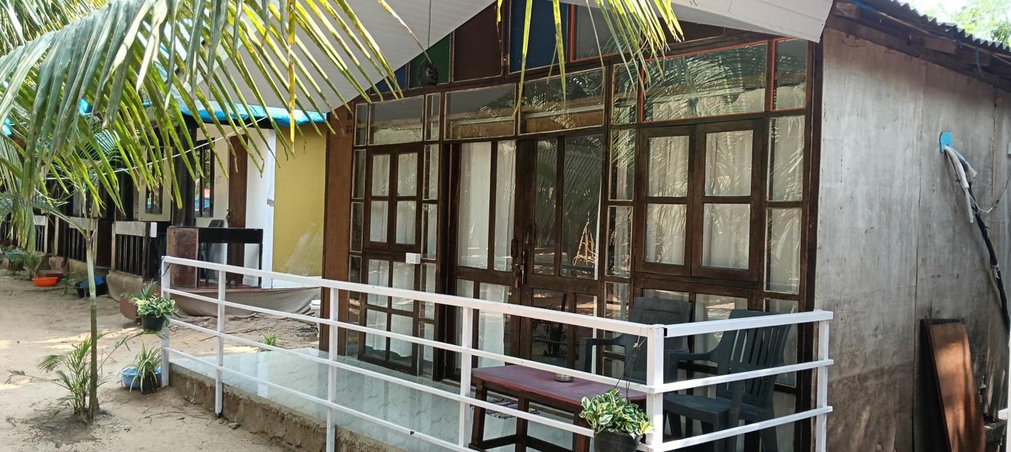Casa Beach Hut Resort 帕罗林 外观 照片