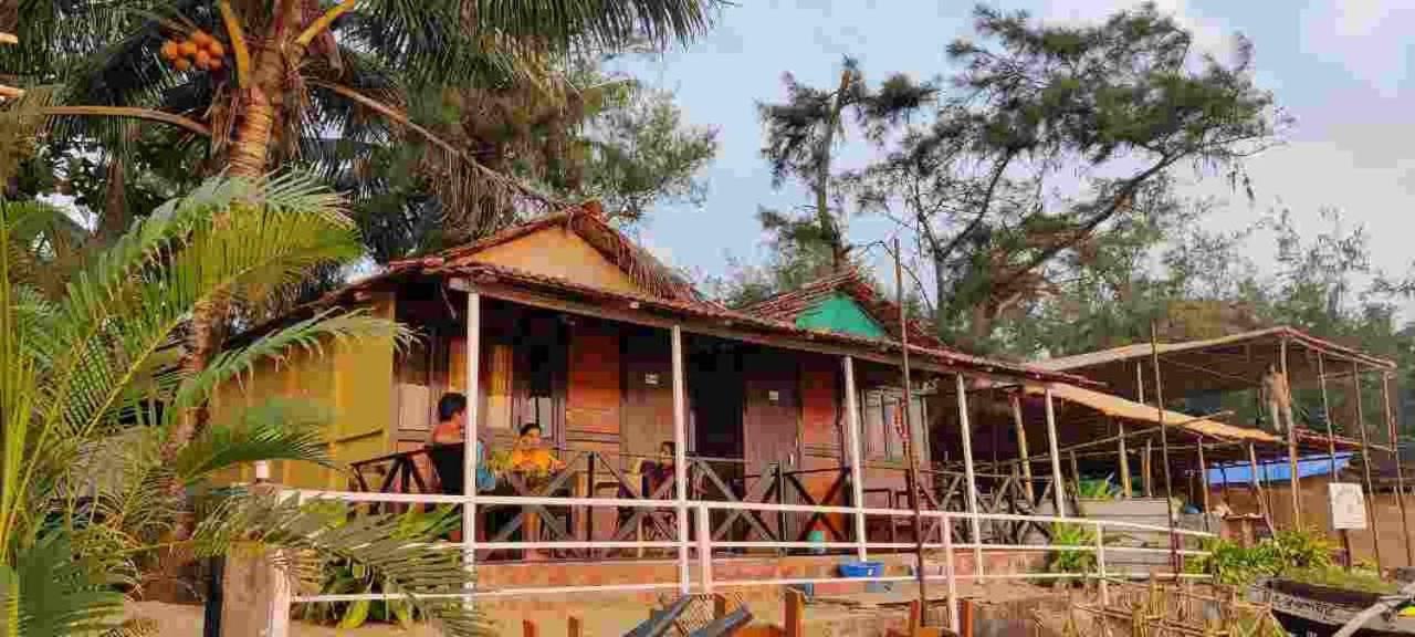 Casa Beach Hut Resort 帕罗林 外观 照片